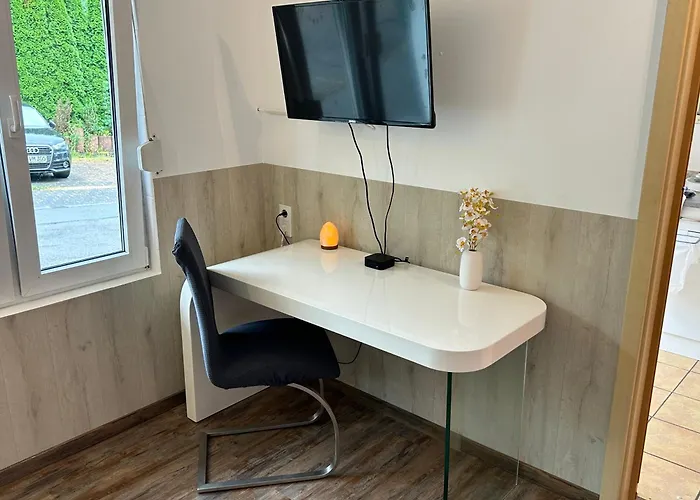 Charmanter Rueckzugsort Parkplatz Kueche Eigener Eingang Nuembrecht